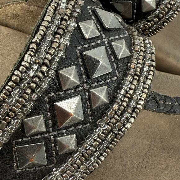 Taos Genie Black Metallic Embellished Toe Thong Sandals Womens Size 6 Comfort - Picture 5 of 11